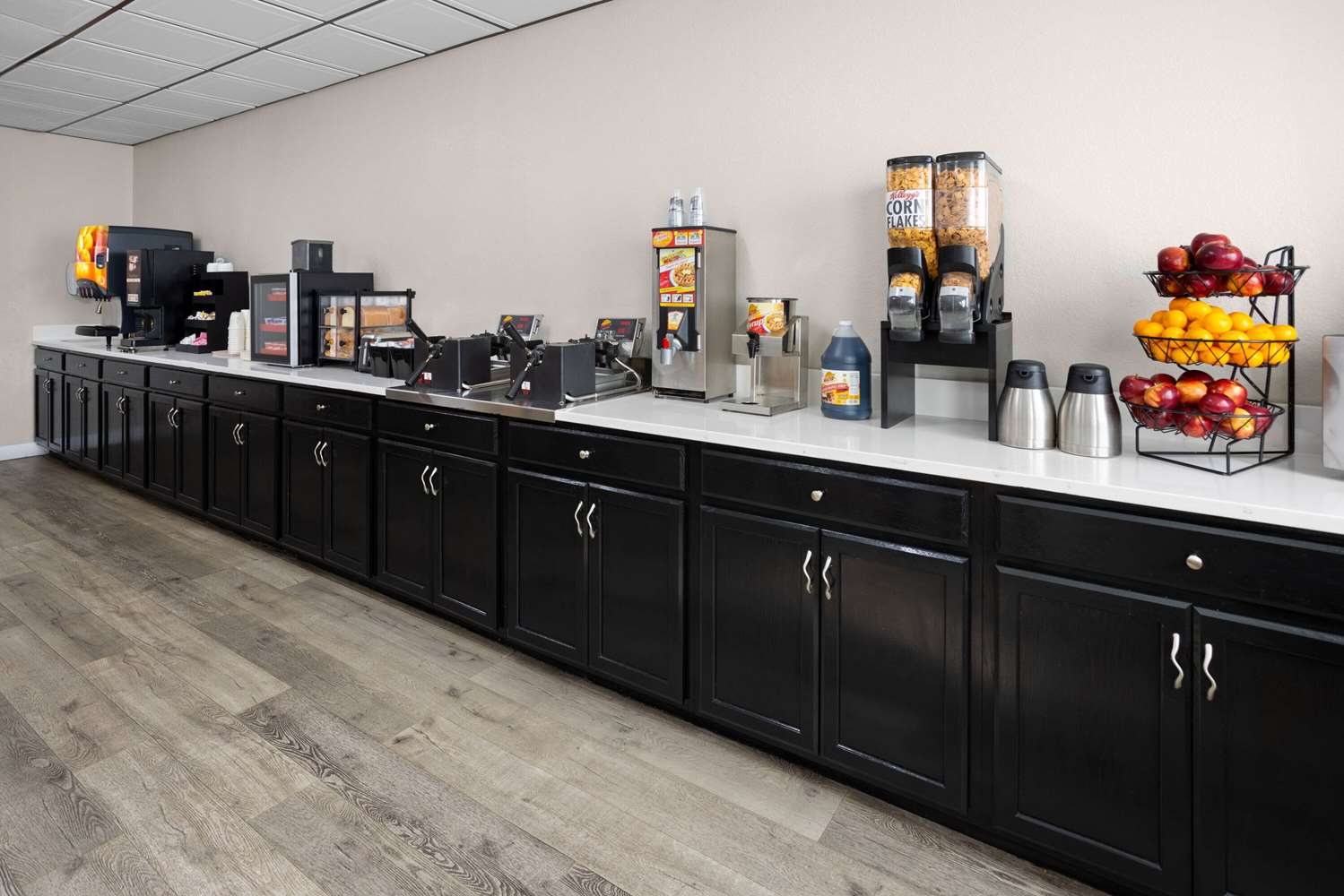 Super 8 By Wyndham Henrietta/Rochester Area in HENRIETTA - NY