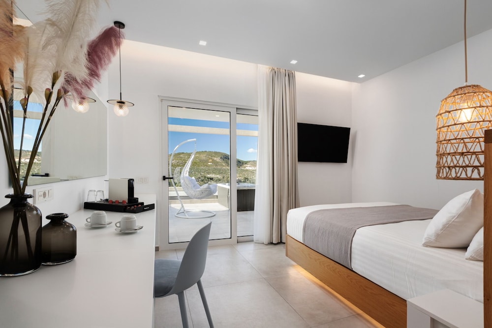 Myzith Luxury Suites 18/58
