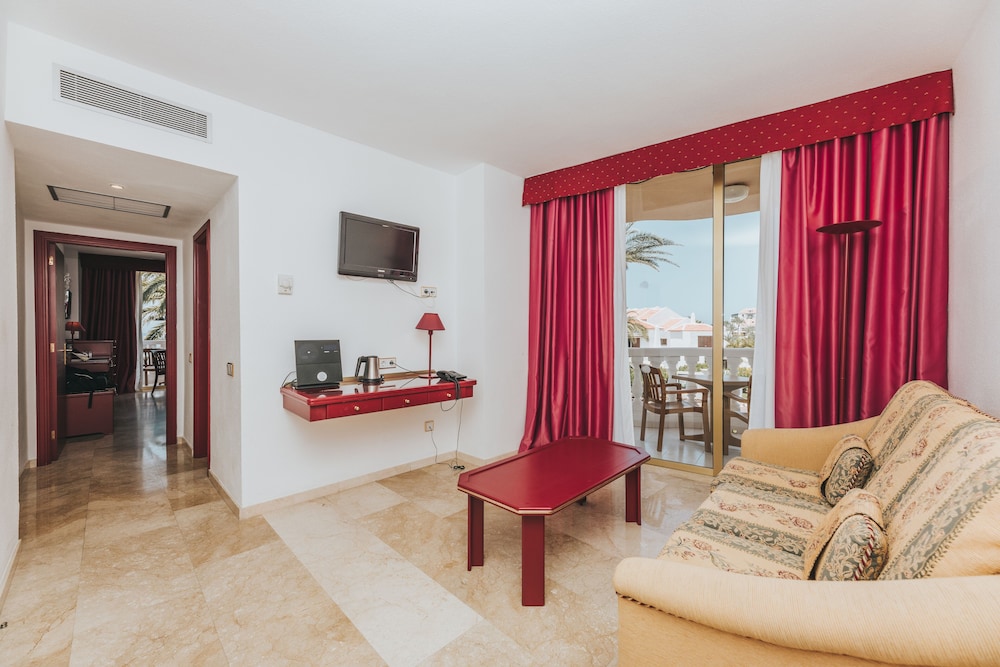 Cleopatra Palace Hotel 35/61