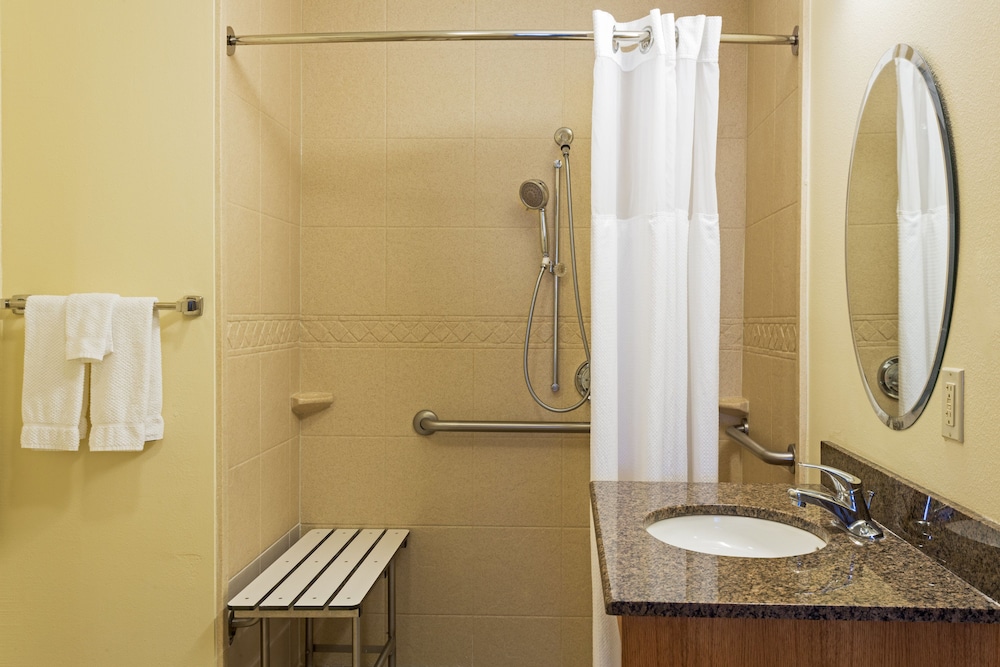 Staybridge Suites Tallahassee I-10 East 17/71