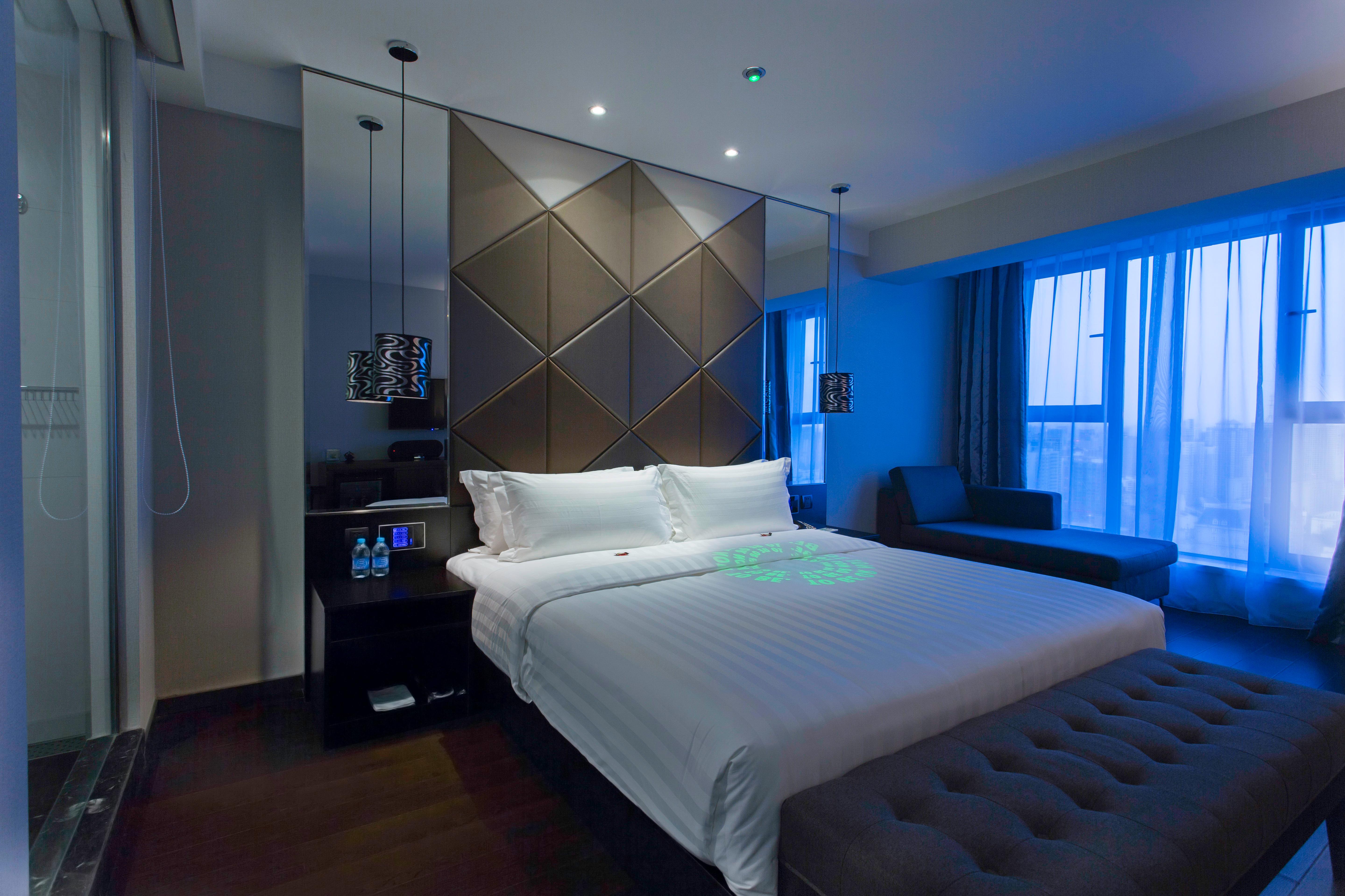 Orange Hotel Select 15/38