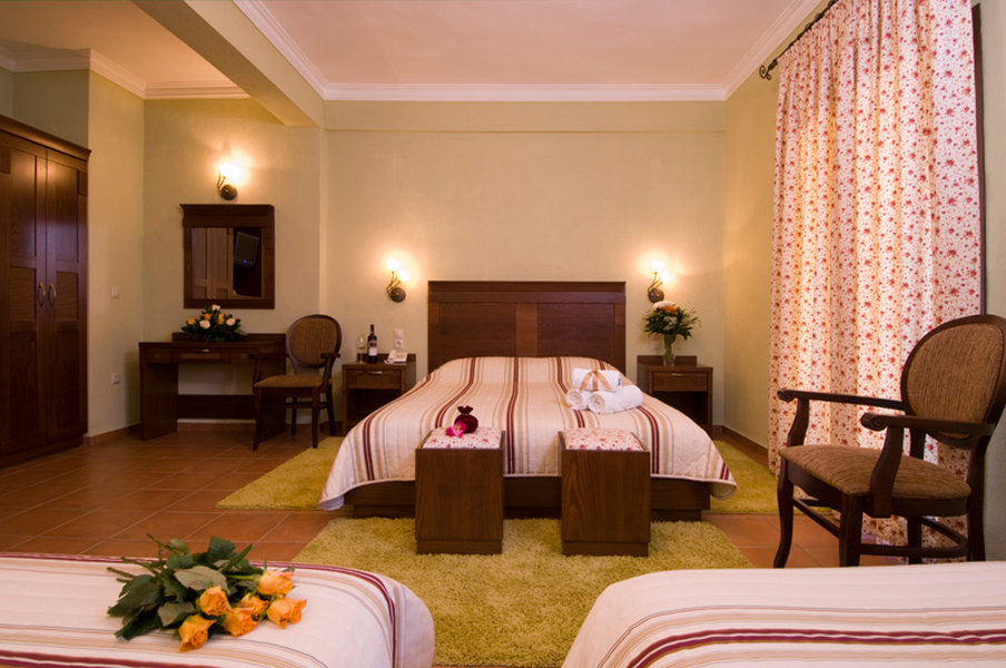 Dellas Boutique Hotel 6/22