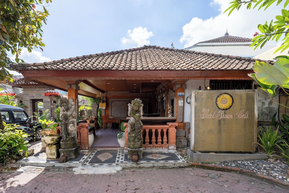 Sinar Bali in Legian