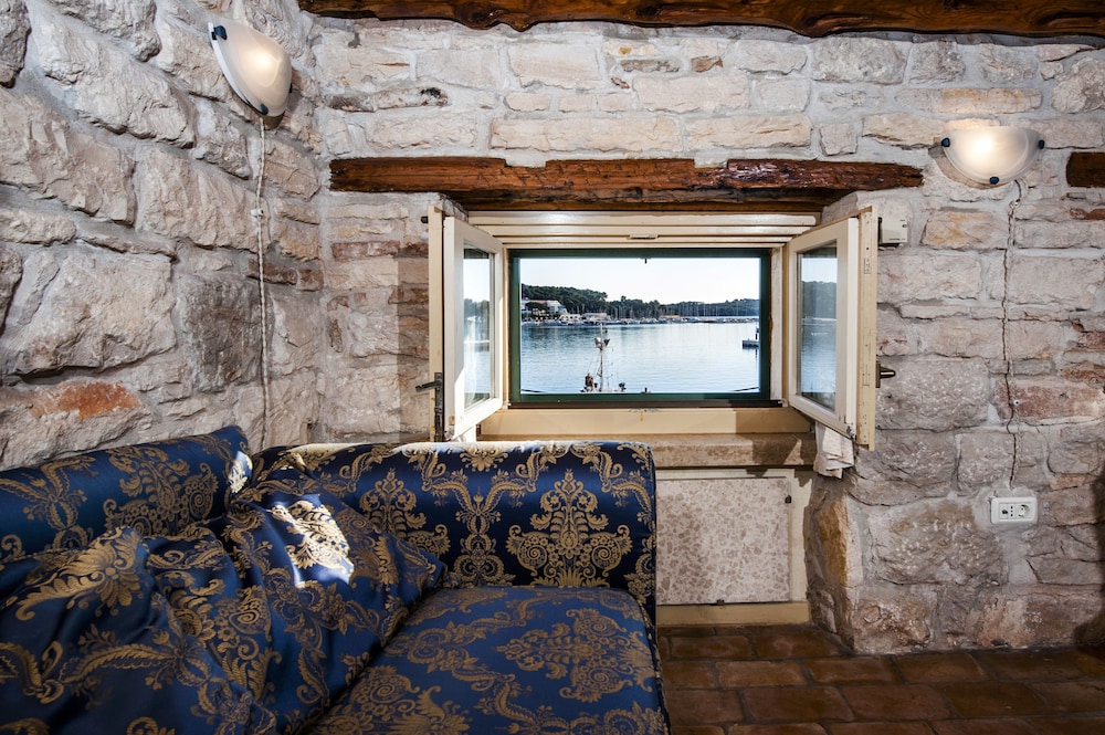 Residence Porta Antica 37/50