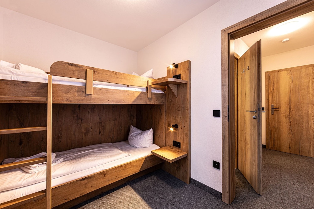 Hotel Alpina Ros Demming 16/46