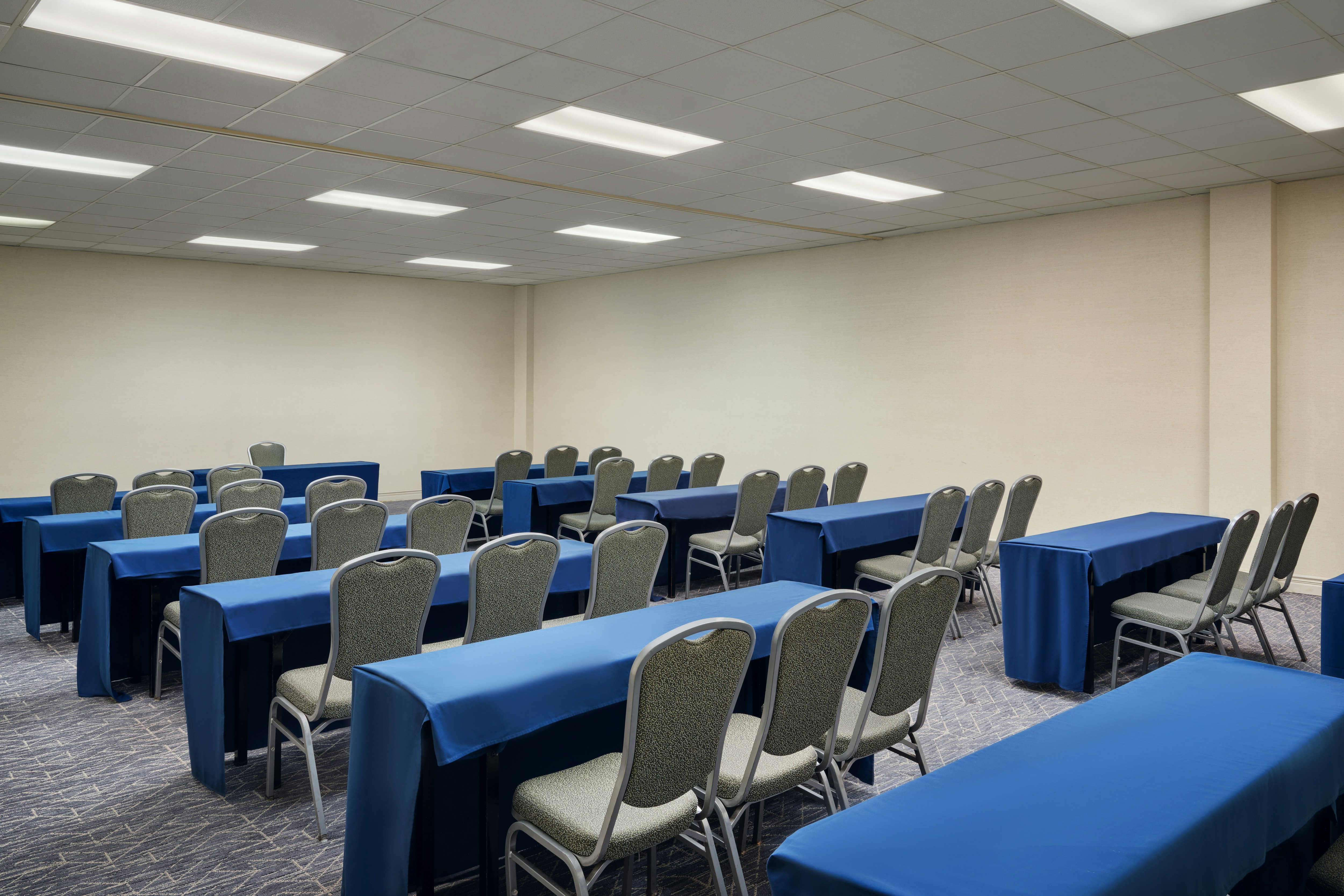 DoubleTree by Hilton Williamsburg 38/46