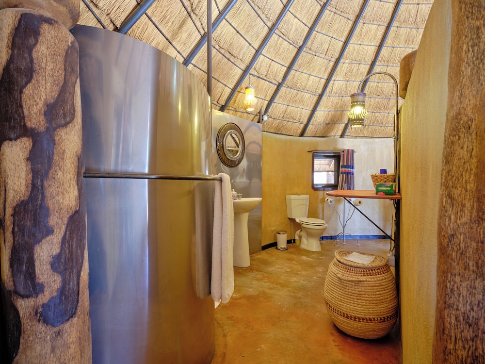 Ongula Village Homestead Lodge 6/50