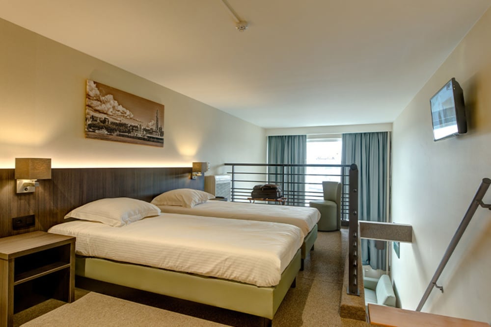 DUPLEX, SUPERIOR, 3 BEDS