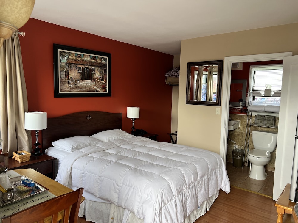Great House Motel 7/50