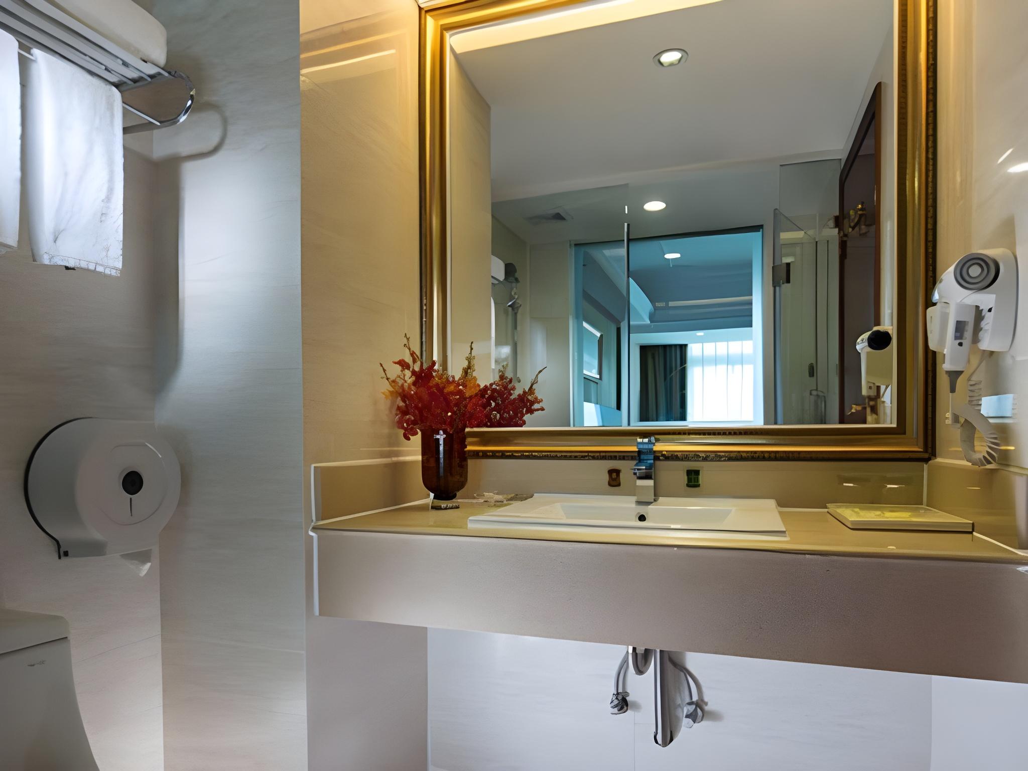 Viennahotel Shenzhen Futian Bagua Road 19/20