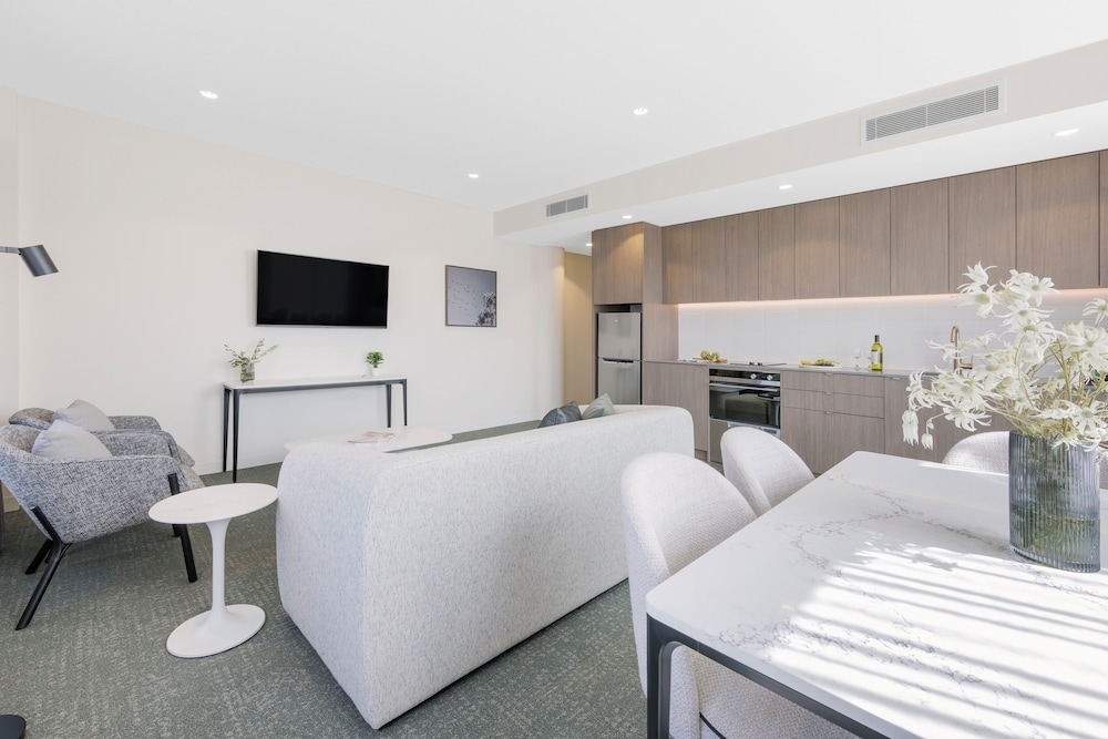 Punthill Tuggeranong 35/45