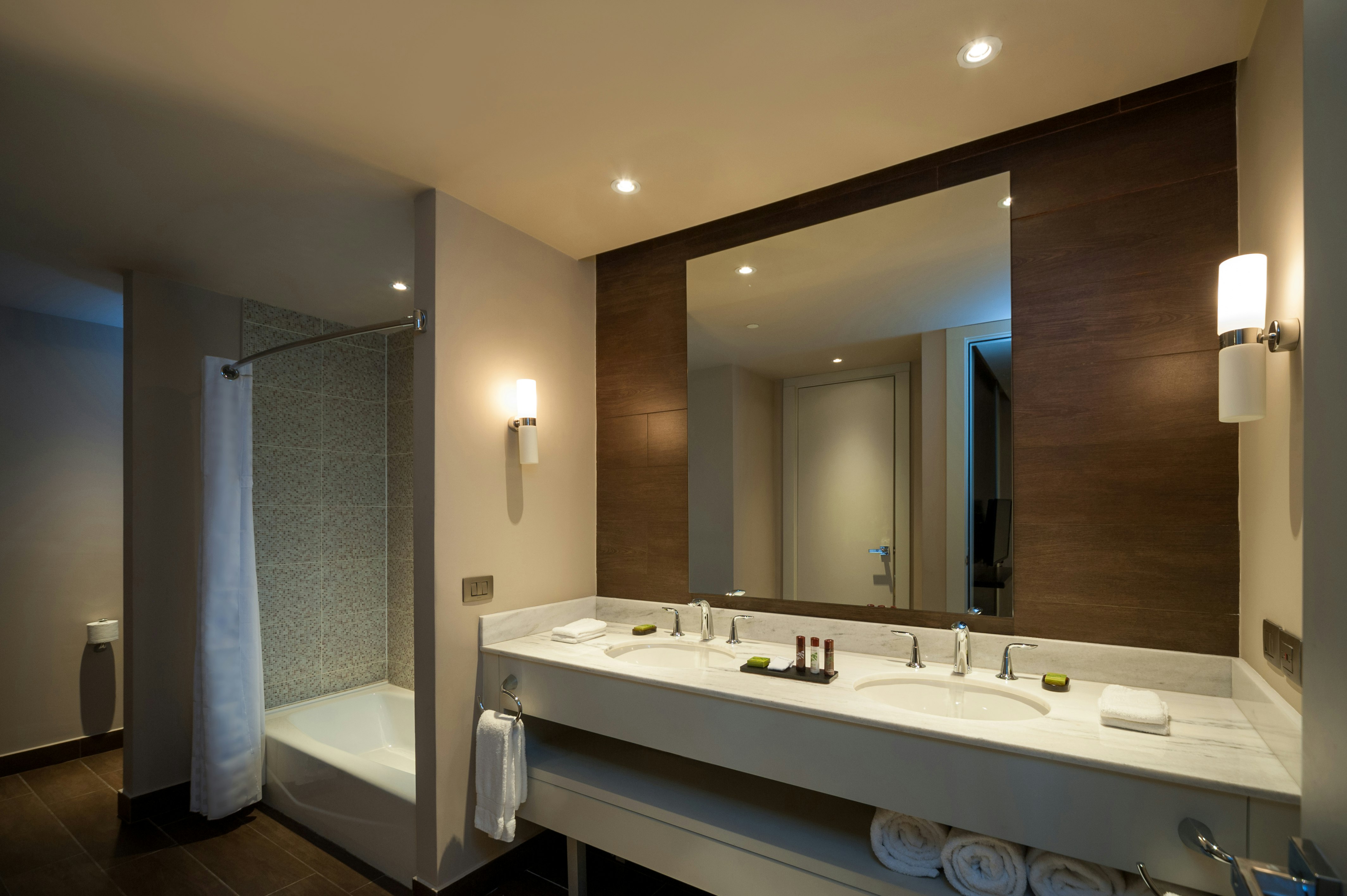 Embassy Suites By Hilton Santo Domingo 50/50