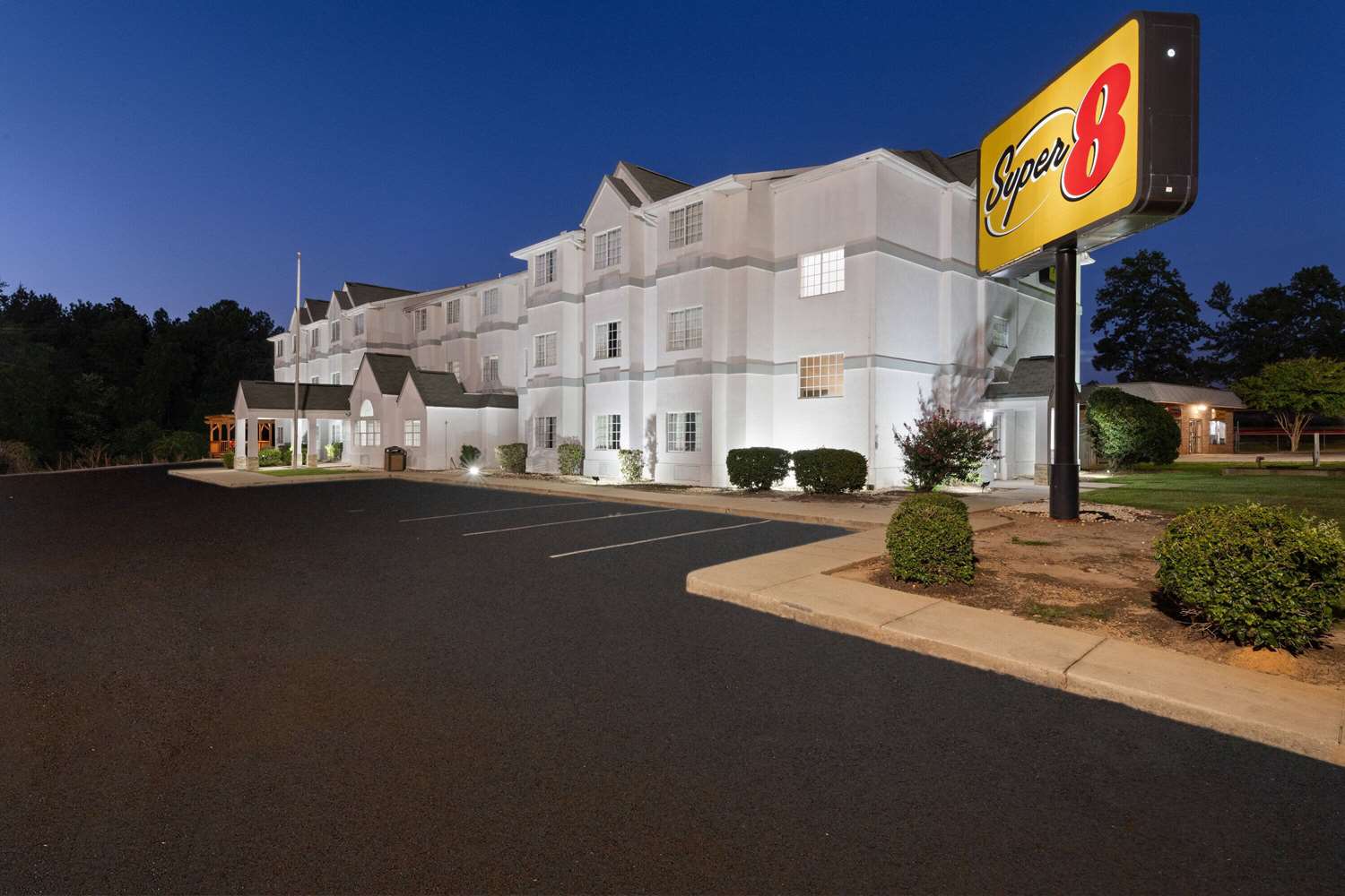 Super 8 By Wyndham Harbison Parkridge Hospital 25/30