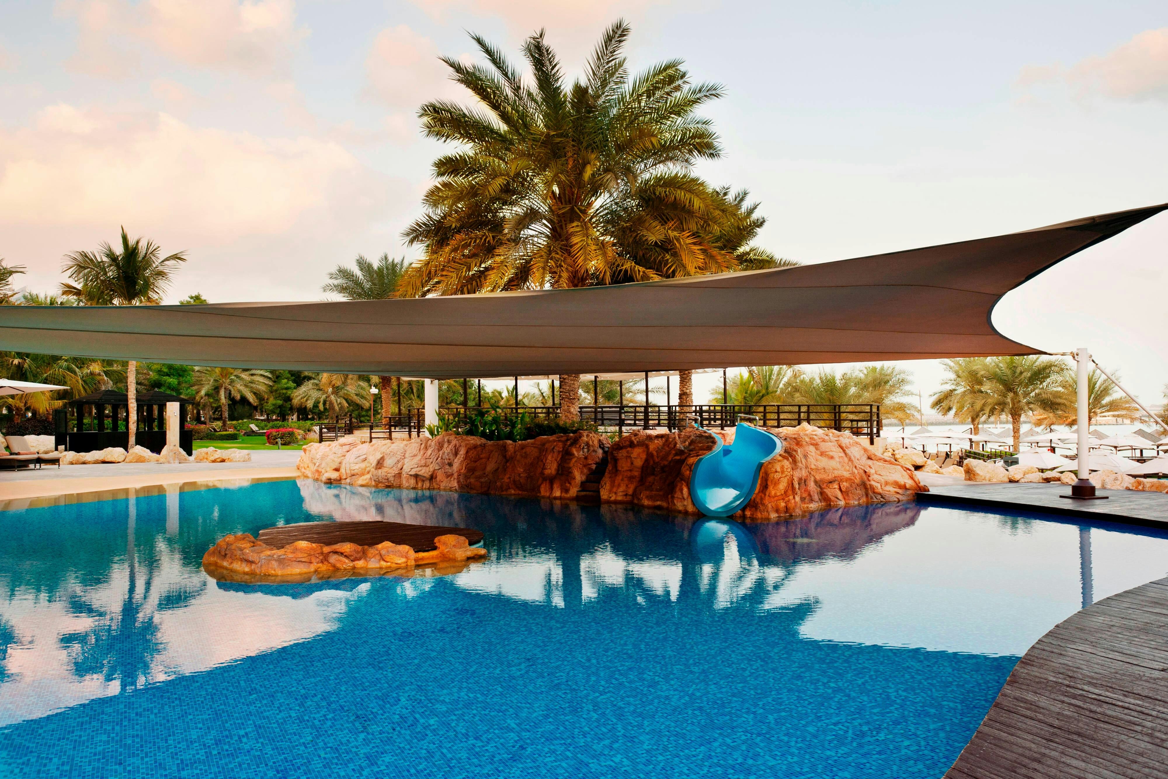 The Westin Dubai Mina Seyahi Beach Resort & Marina 79/81