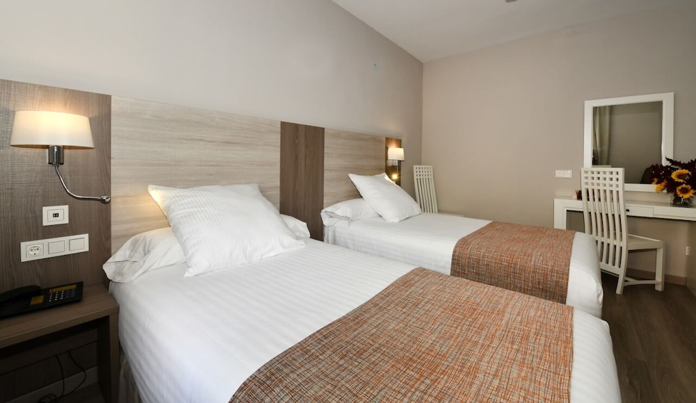 Hotel Salobrena Suites 20/34