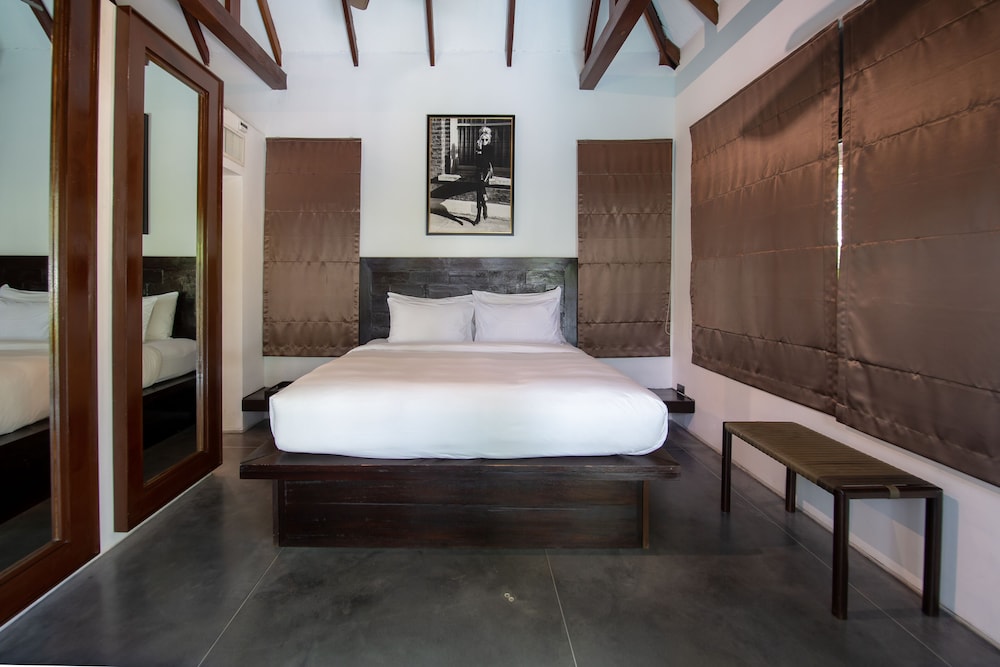 Zara Resort (ex The Privilege Hotel Ezra Royal Beach) 33/80