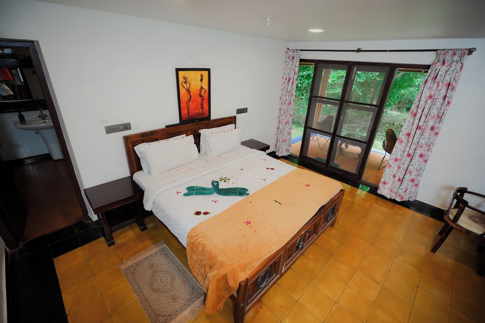Red Earth Kabini 12/49