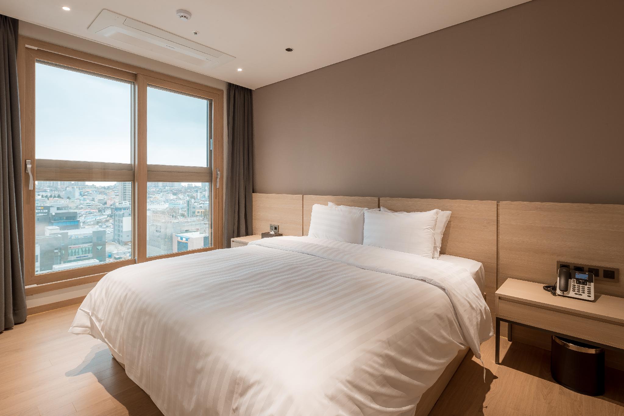 3 Rooms, Premier, Suite