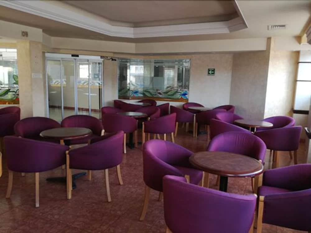 Hotel Baluarte 45/73