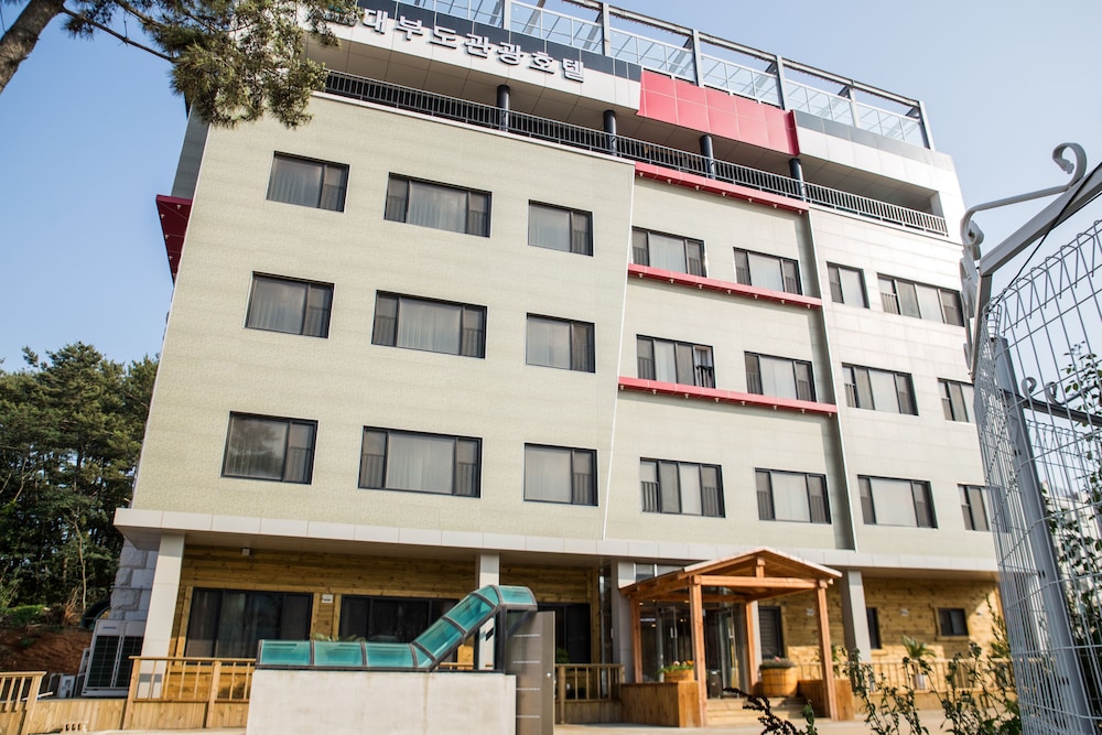 Daebudo Tourist Hotel 2/15