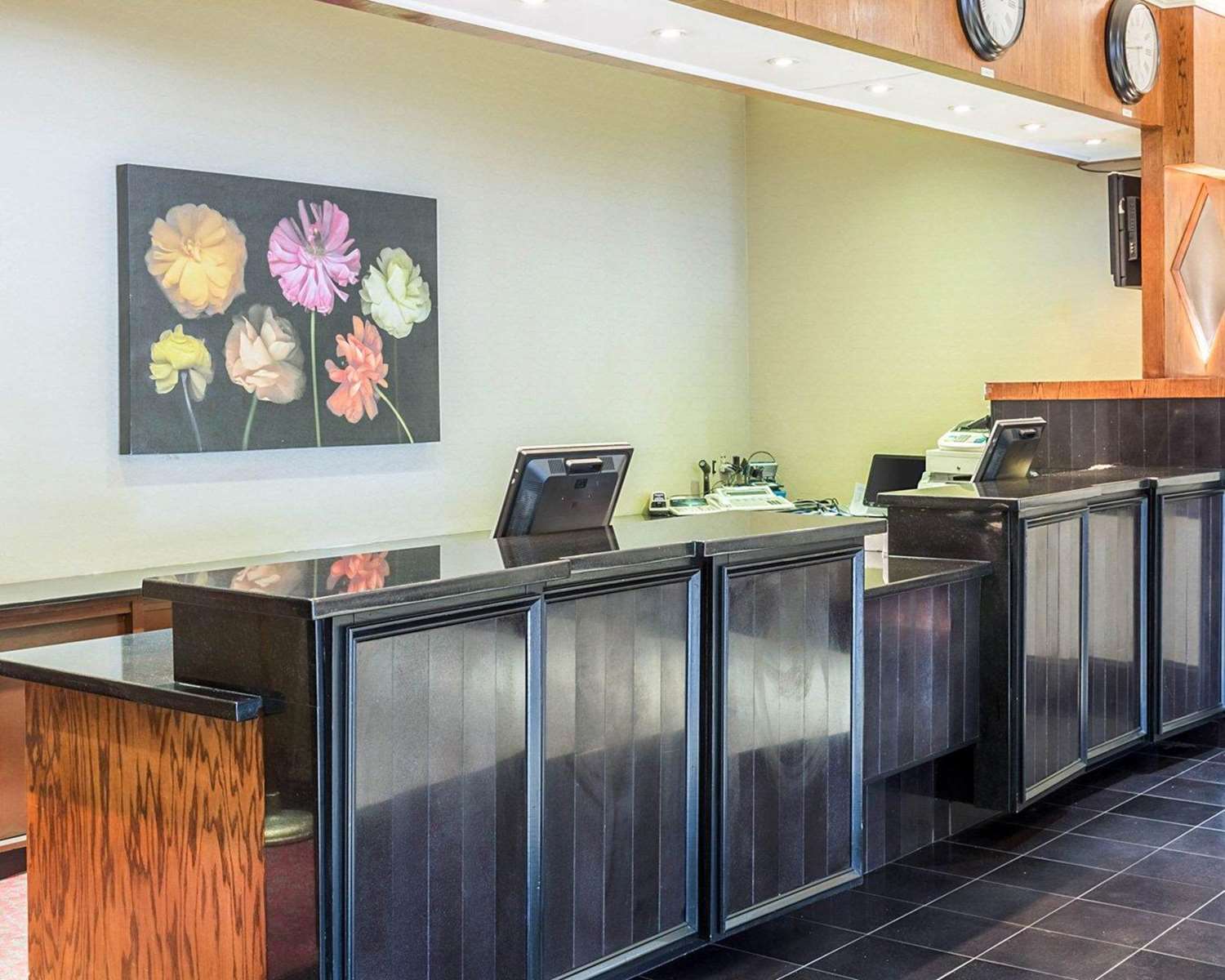 Clarion Hotel Somerset - New Brunswick, NJ 8/33