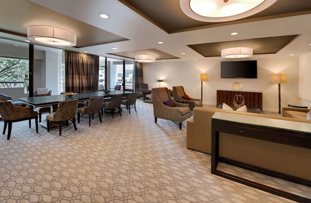 Hilton Houston Post Oak By The Galleria 6/77