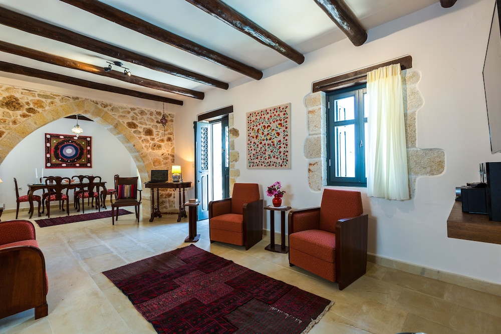 Erondas Cretan Country Villas 30/50