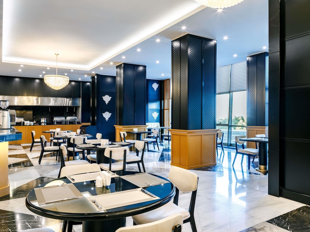 Mercure Baku City 37/50
