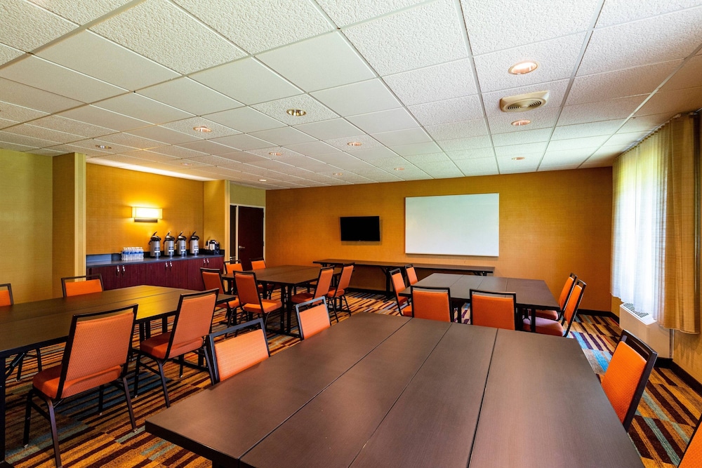 Fairfield Inn by Marriott Battle Creek 31/31