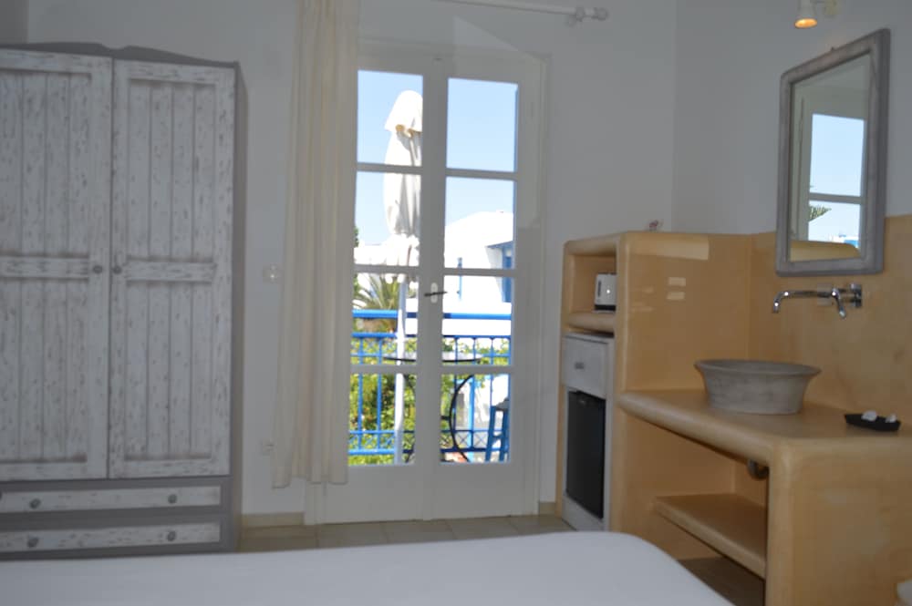 Agios Prokopios Hotel 38/59
