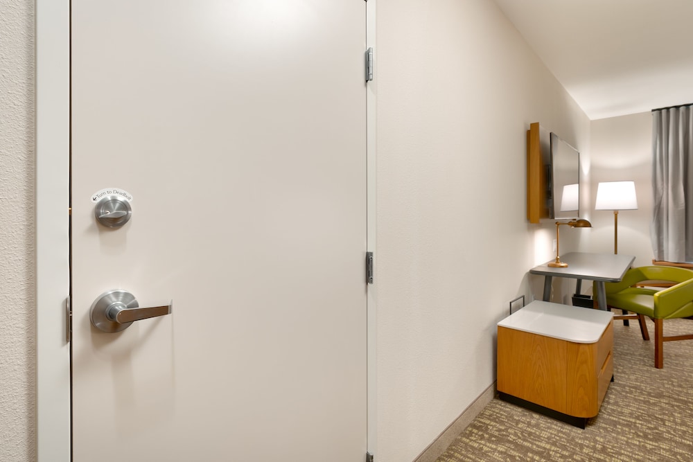 Fairfield Inn And Suites Denver West Federal Center 13/49