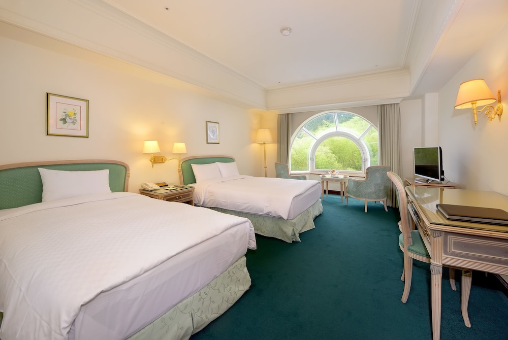 Le Midi Hotel Chitou 26/67