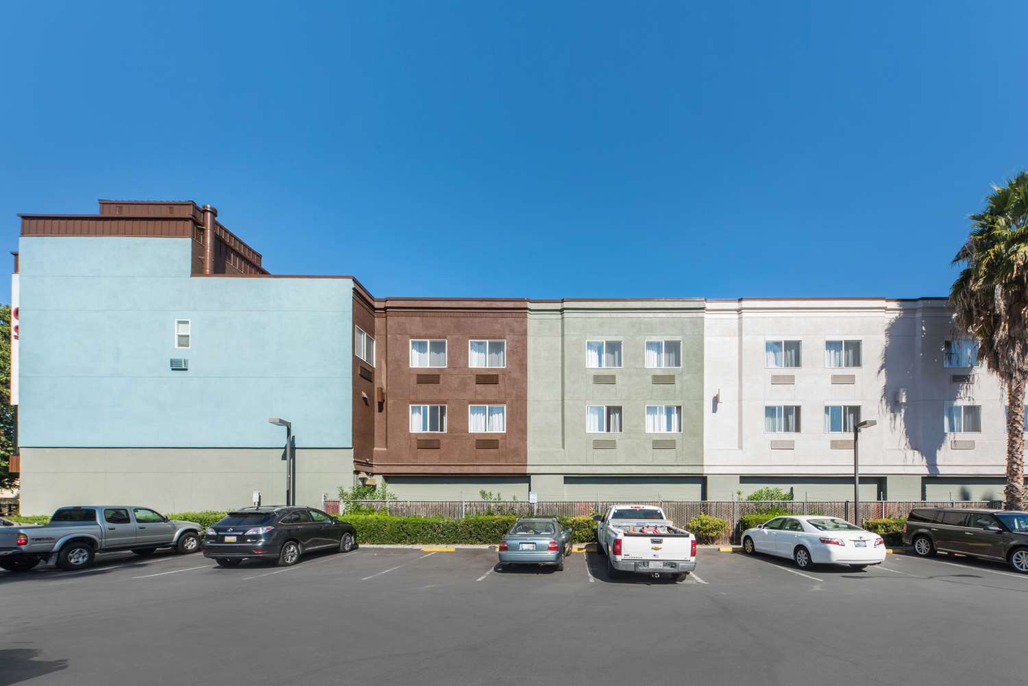 Comfort Suites San Jose Airport secondary