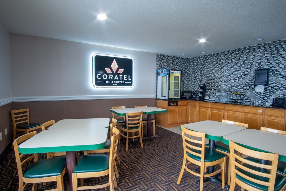Asteria Inn and Suites 27/31