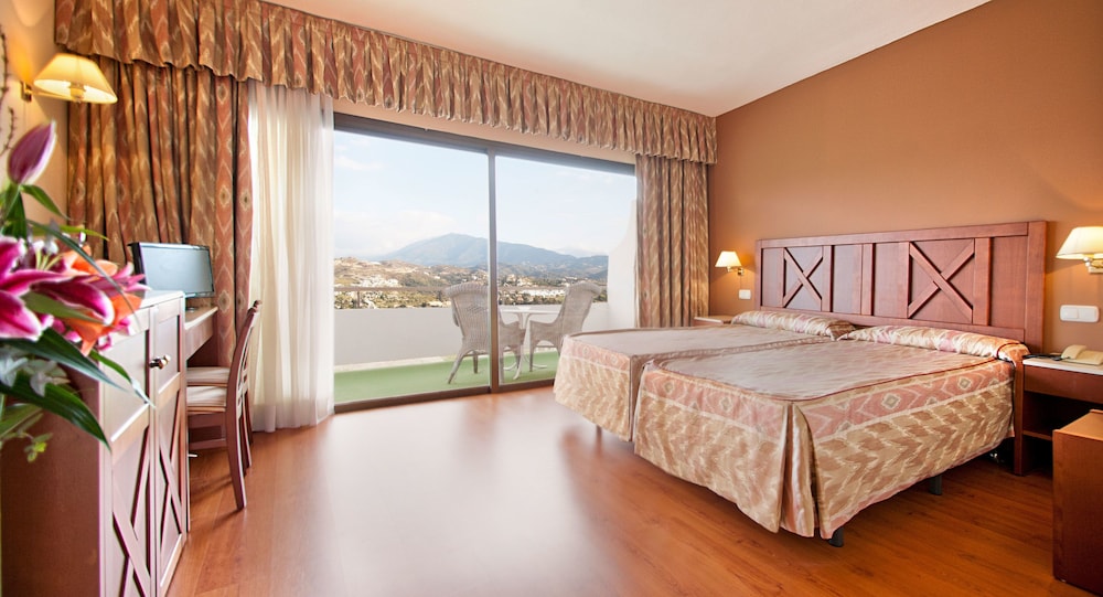 TRH Paraiso 12/50