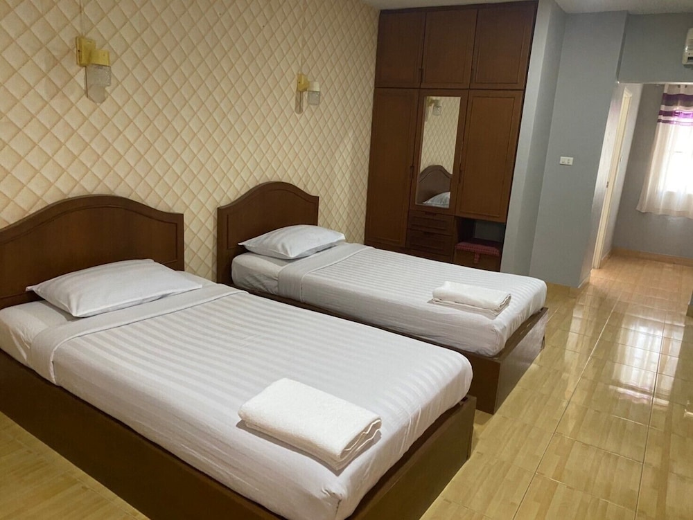 STANDARD, TWIN BEDS