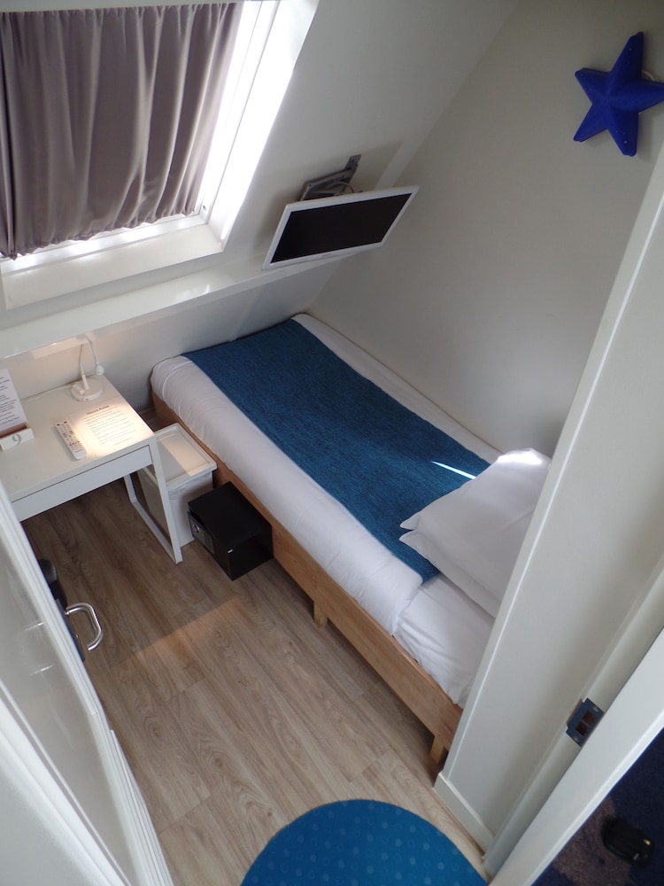 Hotel Corner House 55/55