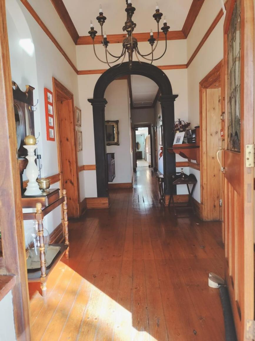 Oregon Place Guesthouse 9/23