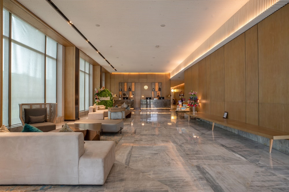 Gateway Ahmedabad Sindhu Bhavan 8/50