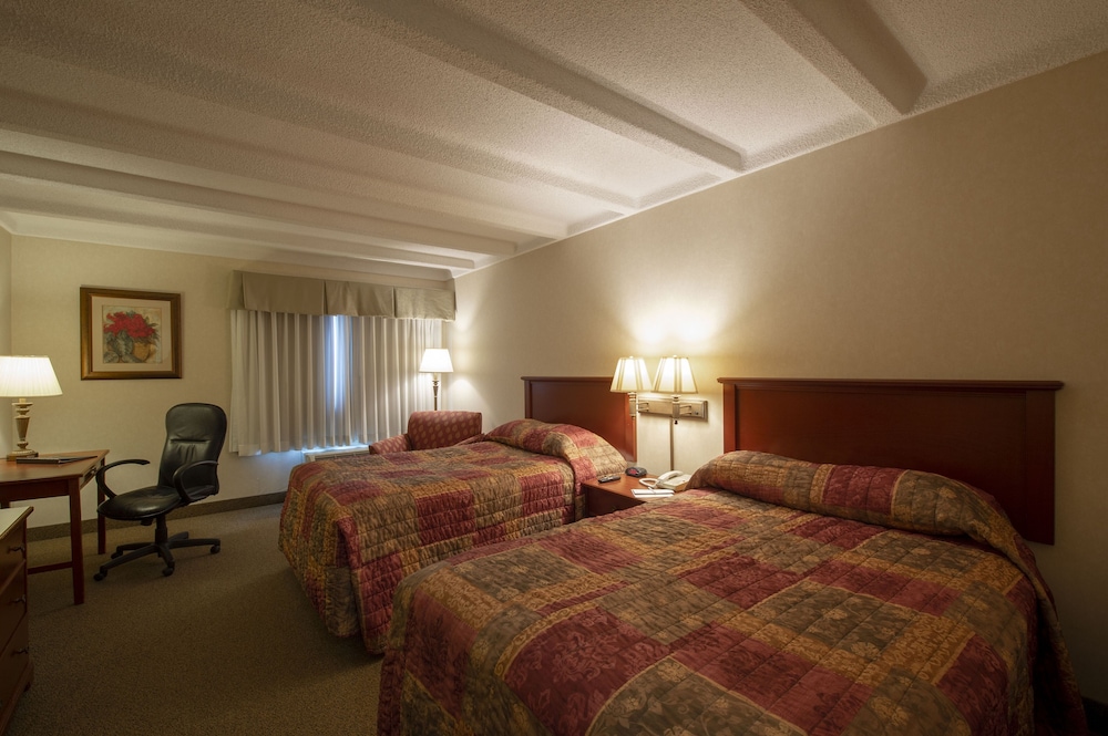 RIT INN & CONFERENCE CENTER 15/56