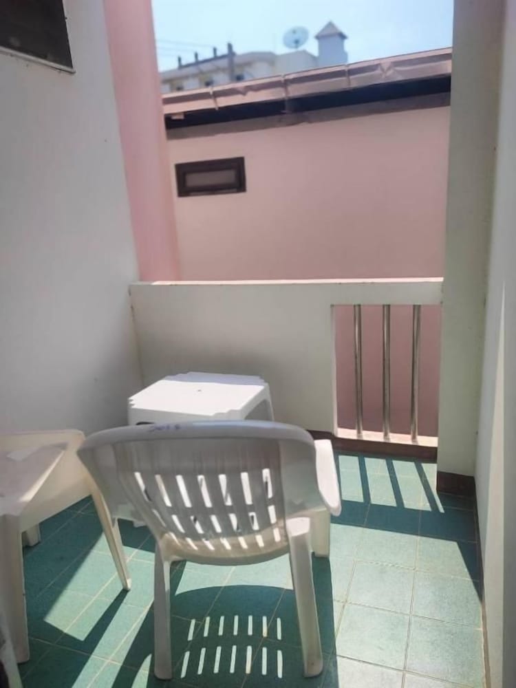 Soi 5 Apartment 5/43