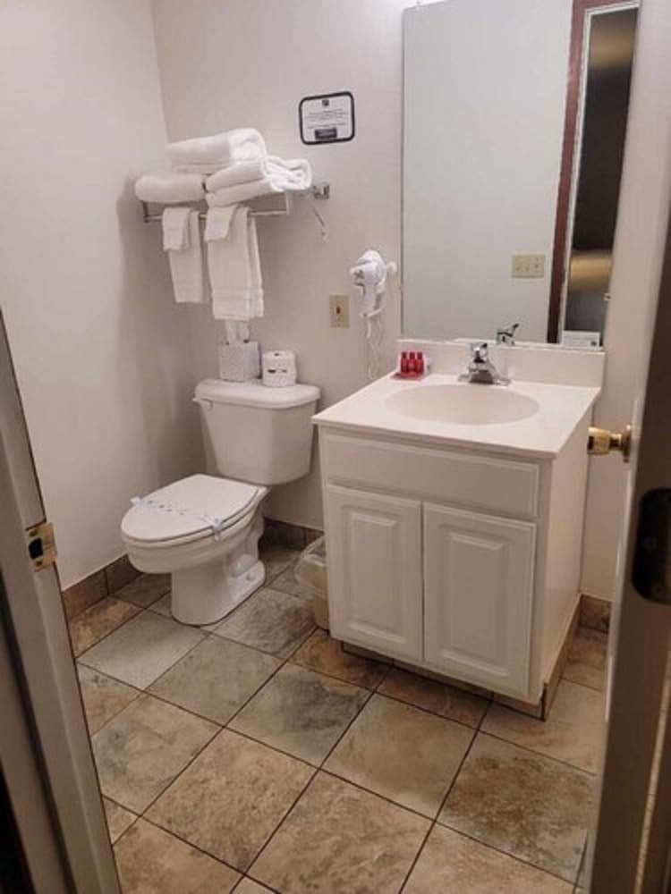 Guesthouse Inn & Suites Montesano 14/34