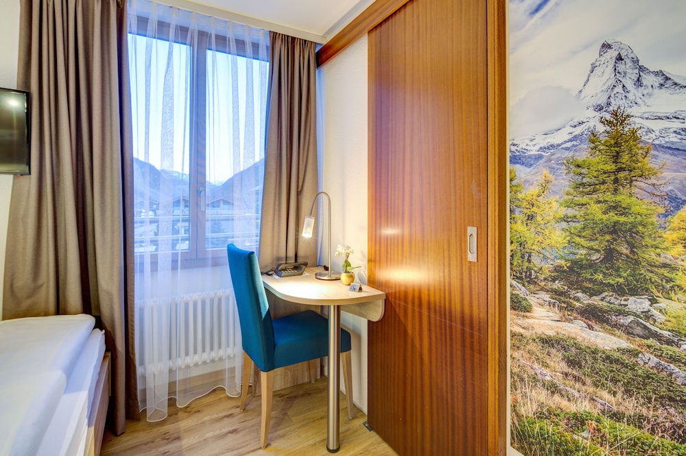 Matterhorn Inn 38/57