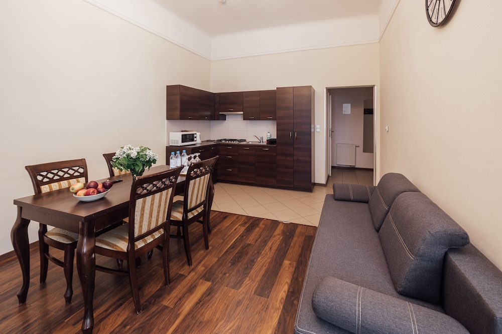 Apartamenty Bonerowska 5 58/74