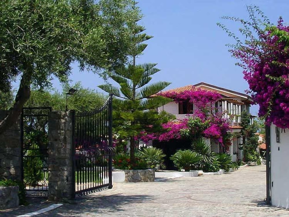 Villaggio La Pizzuta 4/49