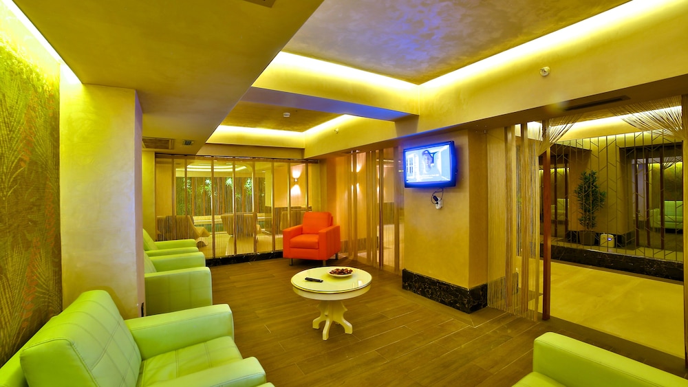 Beethoven Premium Hotel 20/20