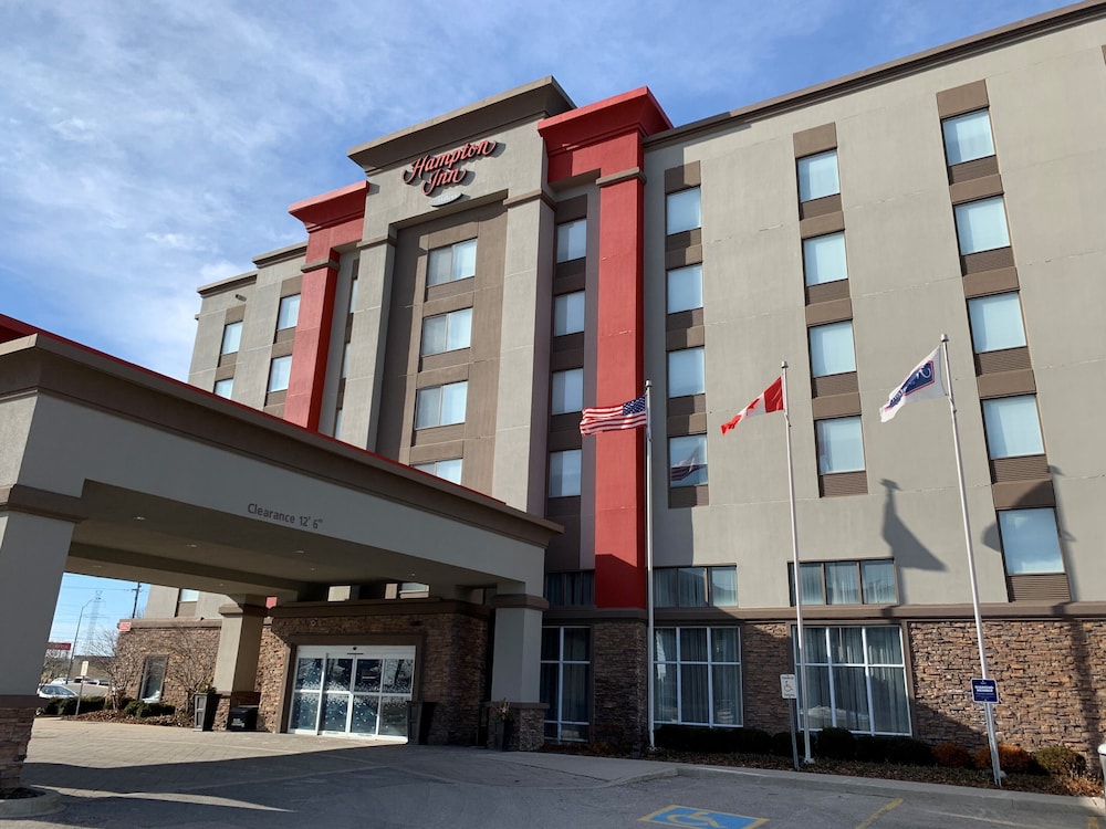 Hampton Inn by Hilton London 1/39