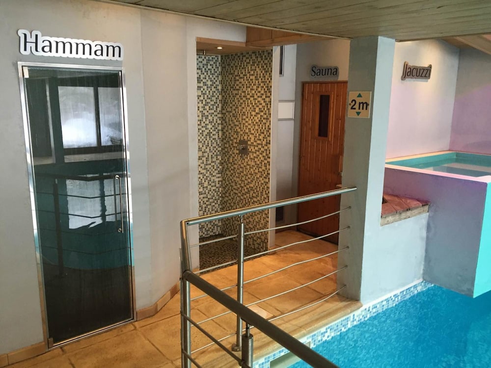 ALP'HOTEL 30/42