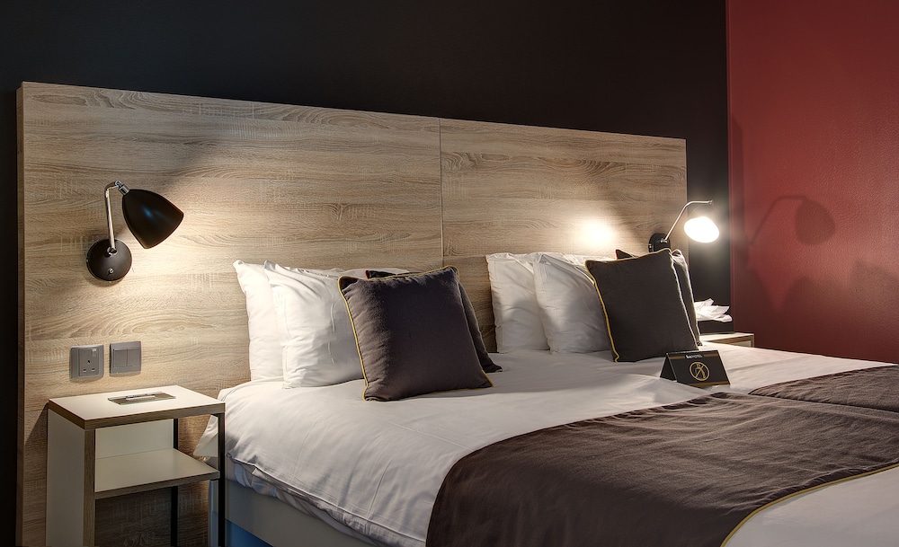 BE HOTEL 23/78