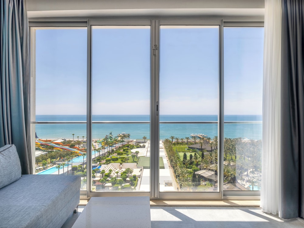 Crystal Centro Resort 22/50